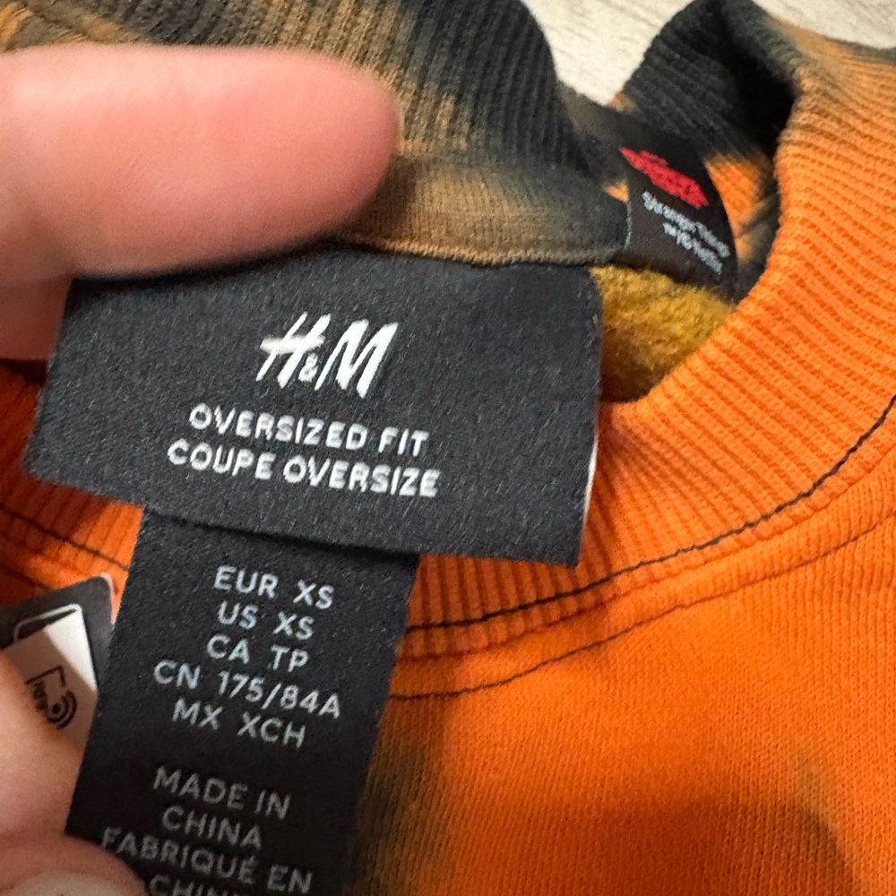 H&M Orange and Black Tie-Dye Crewneck Sweater - Picture 5 of 5